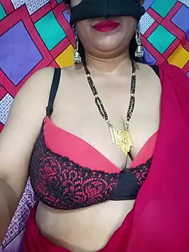Hot-BHABHI696 online show from May 6, 4:55 pm