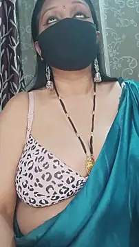 Snapshot of Hot-BHABHI696 chatting on February 21, 7:10 am Hot-BHABHI696 online show from February 21, 7:10 am