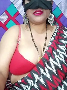 Hot-BHABHI696 online show from May 13, 5:20 pm