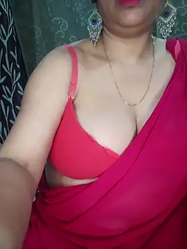 Hot-BHABHI696 online show from April 23, 12:29 pm