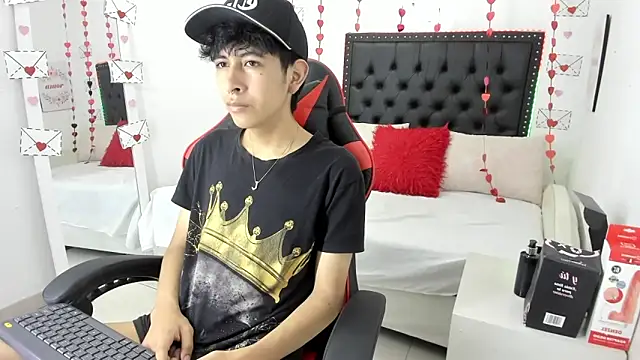 julian xx online show from February 23, 7:25 pm