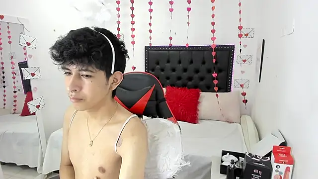 julian xx online show from February 22, 9:16 pm