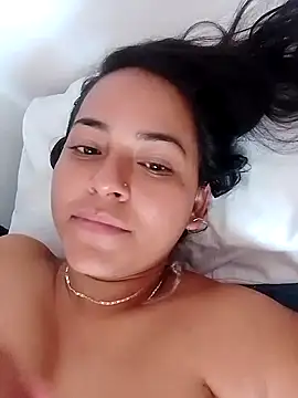 Snapshot of Maliha_21 chatting on February 22, 5:03 pm Maliha 21 online show from February 22, 5:03 pm