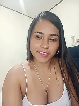 Snapshot of Maliha_21 chatting on July 14, 7:53 pm Maliha 21 online show from July 14, 7:53 pm