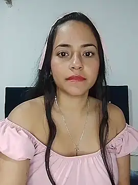 Snapshot of Maliha_21 chatting on February 22, 1:41 am Maliha 21 online show from February 22, 1:41 am