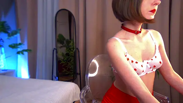 Lil  Fleur online show from February 13, 9:04 pm