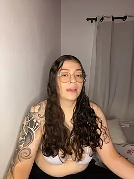 soffmoon online show from January 7, 4:39 am