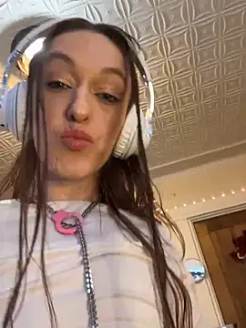 SultryEroticSlut online show from February 15, 1:21 pm