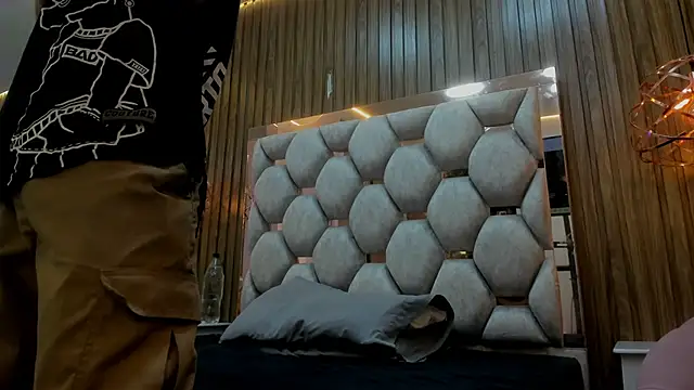 james  walsh online show from February 26, 7:47 pm