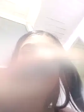 honeyluxe  online show from April 11, 4:20 am