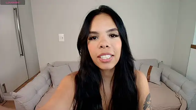 Bruna Ferrazz online show from February 5, 12:12 pm