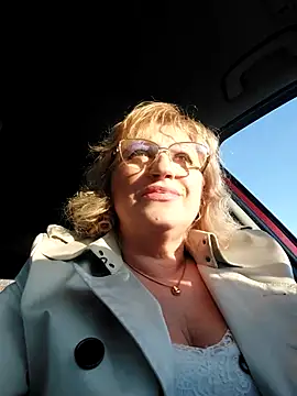 Snapshot of Eva5576 chatting on March 1, 4:07 pm Eva5576 online show from March 1, 4:07 pm