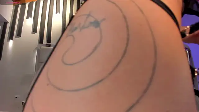 KayraLanne online show from March 18, 5:10 am