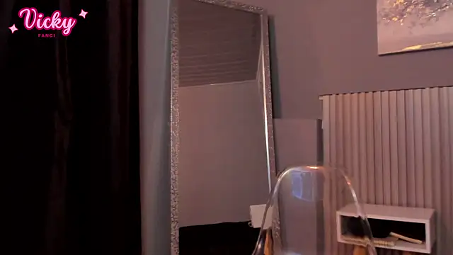 vicky fant4sy online show from February 19, 1:52 pm