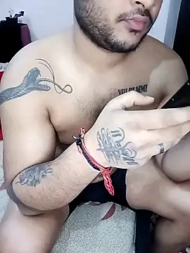 Snapshot of Alphastraight7678 chatting on February 23, 12:01 am Alphastraight7678 online show from February 23, 12:01 am