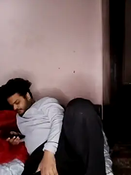 Snapshot of Alphastraight7678 chatting on February 1, 6:11 am Alphastraight7678 online show from February 1, 6:11 am