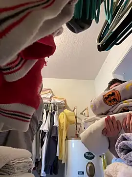 SugarNCinnamon online show from February 9, 8:18 pm