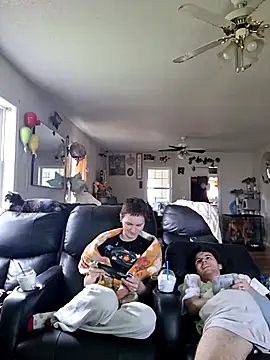 SugarNCinnamon online show from April 10, 11:34 pm