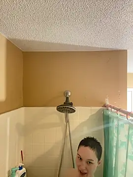 SugarNCinnamon online show from February 6, 8:49 pm