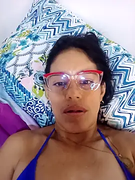 Elizabeth manzon online show from June 11, 6:32 am