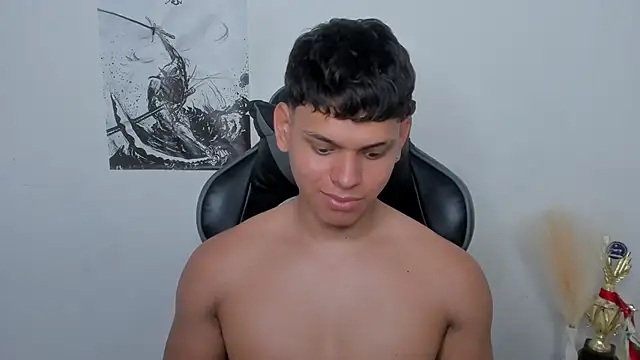 stefan leenox online show from June 30, 8:42 pm