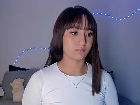 Snapshot of Roseholden chatting on February 16, 11:46 pm Roseholden online show from February 16, 11:46 pm