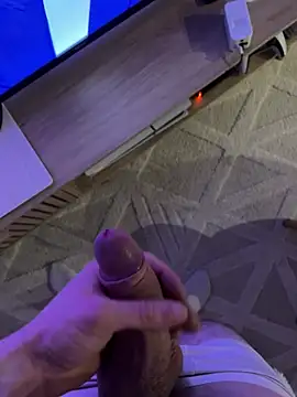 Iconnue online show from February 8, 12:19 am