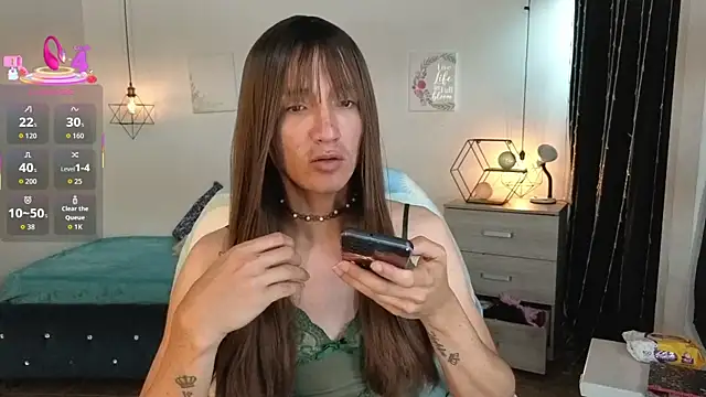 Kendry fox420  online show from April 8, 7:37 pm