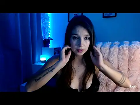 Almaglow  online show from February 5, 2:51 am