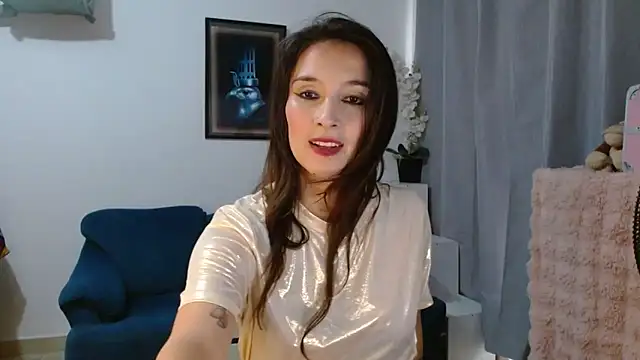 Almaglow  online show from May 18, 9:41 pm