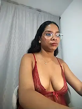 KATALINA SANTANA  online show from April 21, 11:55 pm