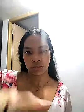 Snapshot of KATALINA_SANTANA_ chatting on February 13, 11:38 pm KATALINA SANTANA online show from February 13, 11:38 pm