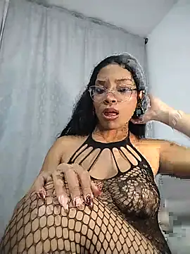 Snapshot of KATALINA_SANTANA_ chatting on June 20, 12:48 am KATALINA SANTANA online show from June 20, 12:48 am