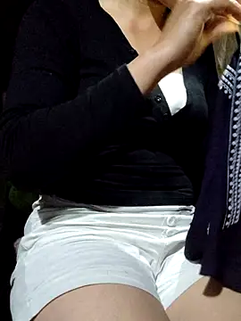 Snapshot of Congee-666 chatting on February 4, 12:00 pm Congee-666 online show from February 4, 12:00 pm