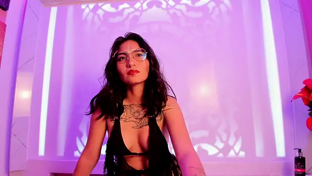 velvet mystic online show from June 2, 4:23 am