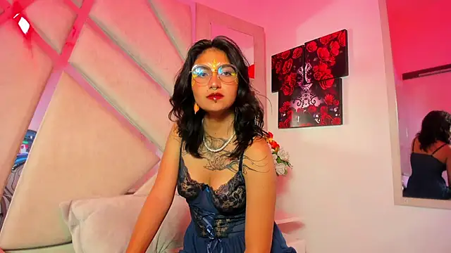 velvet mystic online show from March 20, 3:40 am