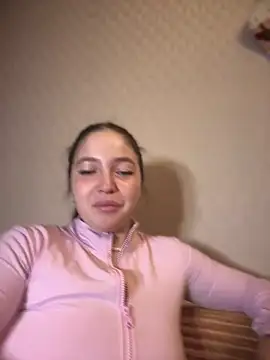 AlexaYvonne online show from January 6, 11:31 pm