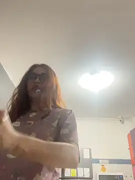 CrystalFairy007 online show from April 8, 4:14 am