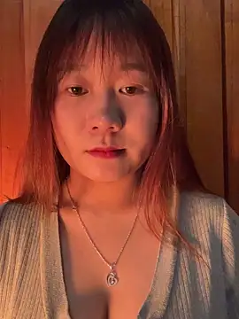 Snapshot of Liness101 chatting on January 15, 2:37 am Liness101 online show from January 15, 2:37 am