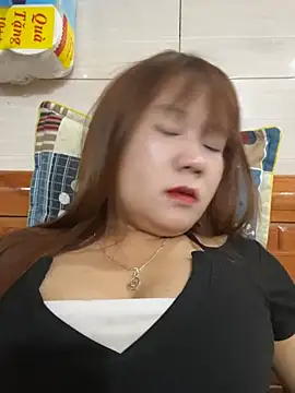 Liness101 online show from March 27, 2:42 am