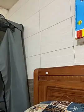 Liness101 online show from April 12, 2:26 am