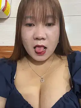 Liness101 online show from May 8, 2:26 am