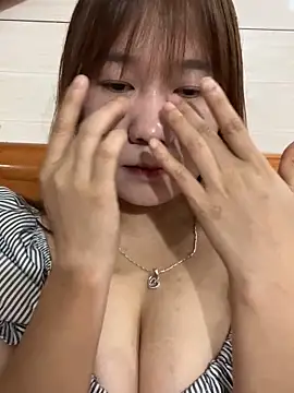 Liness101 online show from February 5, 2:29 am