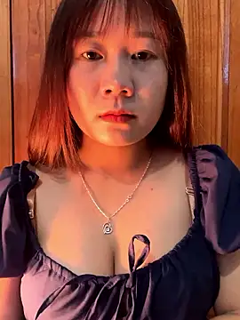 Snapshot of Liness101 chatting on January 12, 2:29 am Liness101 online show from January 12, 2:29 am