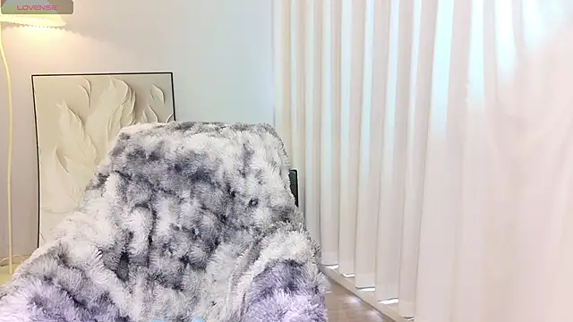 Miaomiao Baby520 online show from April 14, 8:41 am