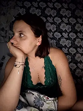 Coquinxx62 online show from January 8, 8:15 pm