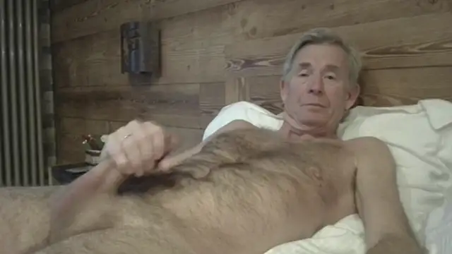 Snapshot of Pierre4tjyxx chatting on February 10, 4:17 pm Pierre4tjyxx online show from February 10, 4:17 pm