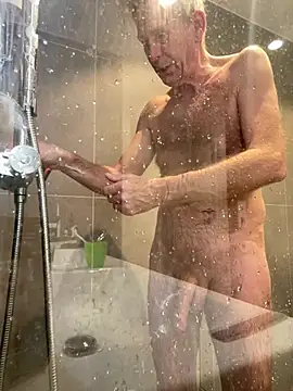 Snapshot of Pierre4tjyxx chatting on February 24, 5:52 am Pierre4tjyxx online show from February 24, 5:52 am