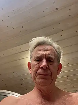 Snapshot of Pierre4tjyxx chatting on January 31, 7:34 pm Pierre4tjyxx online show from January 31, 7:34 pm