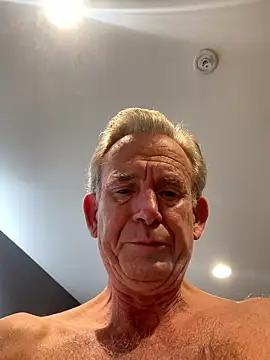 Pierre4tjyxx online show from March 13, 6:07 am